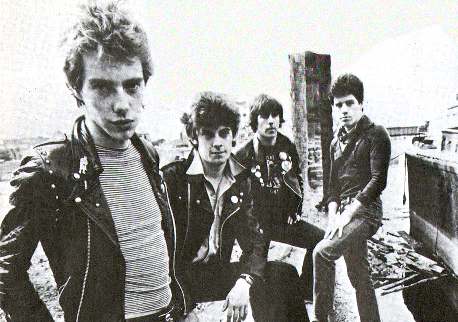 stiff-fing-stiff-little-fingers-33255753-915-645