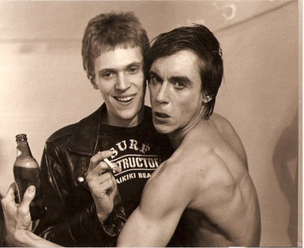 22651_237675077420_5060374_n